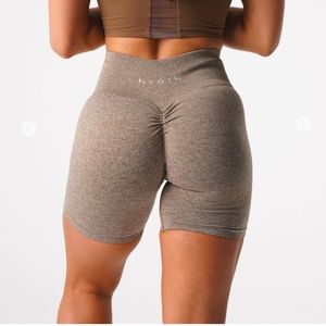 NVGTN Mocha Scrunch Seamless Shorts